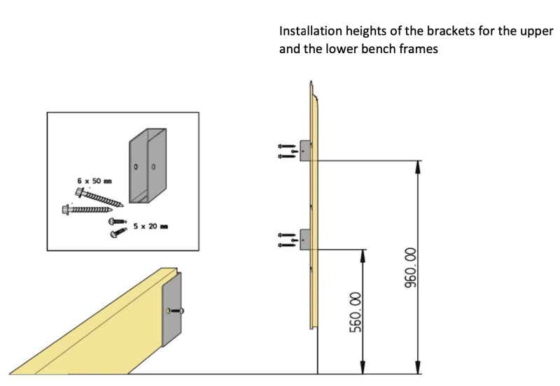 Asentajilla oli käytössään tarkat kuvalliset kokoamisohjeet, mikä sujuvoitti työn etenemistä.